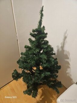 Umelý Vianočný stromček