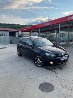 GOLF 6