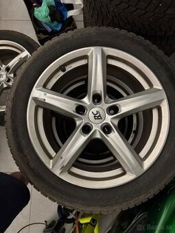 Predám zimnú sadu Nokian na 17” alu diskoch