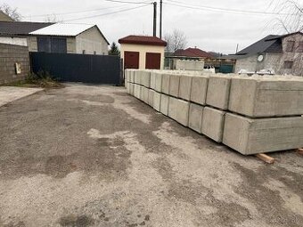 Betónové Lego kocky  180x60x60 86,00 Eur