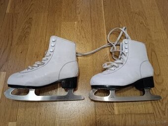 Dámske korčule