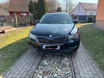 PREDÁM  ŠKODA SUPERB 2,0tdi
