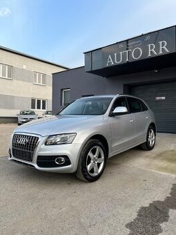 Audi Q5 2.0 TDI S-Line Quattro = 125kW, A/T, Navi, F1 =