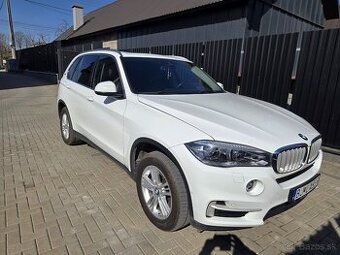 BMW X5 xDrive40e HYBRID | PANORÁMA | VEĽKÝ SERVIS 8000€