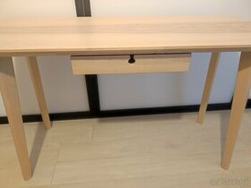 stolík Lisabo z Ikea