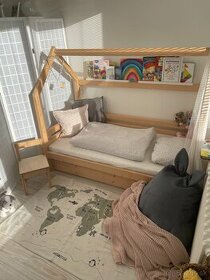 Domčeková drevená posteľ - 1