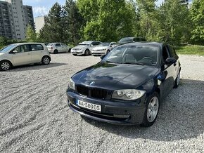 BMW rad 1 118i E81 - 1