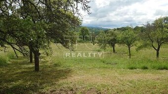 Šikovný pozemok s ideálnymi mierami 18m x 34m v obci Lubina