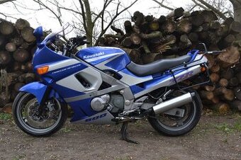 Kawasaki ZZR 600