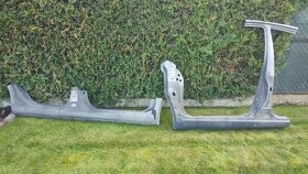 Nissan Note I E11 2005 - 2012 prah stlpik podbeh bocnica