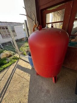 Predám expanznú tlakovú nádobu 500L