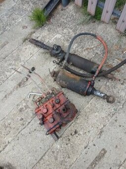 Veci na hydrauliku.