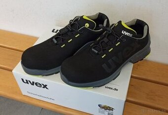 Pracovná obuv UVEX S2