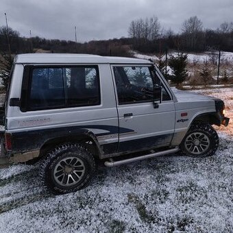 Mitsubishi pajero1 2.5td interculer