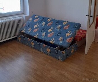 Posteľ váľanda