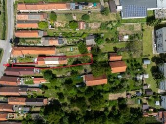Na predaj stavebný pozemok s RD – Nitrianske Sučany - 1