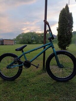 BMX bicykel