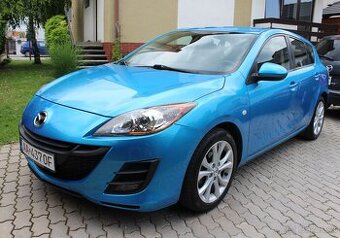 • MAZDA 3 1.6i, 77 kW, Benzín, 5-st. manuál, r.v. 2009 •