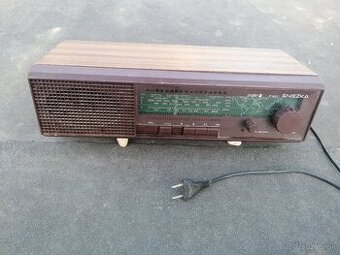 Predám starožitné rádio Diora Sniežka R 207