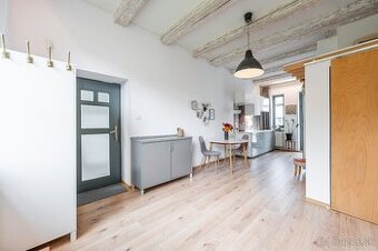 2,5izb. byt na prenájom s parkovaním, Floriánska ul., Kosice