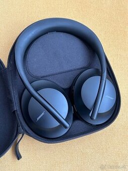 Bose Noise Cancelling Headphones 700