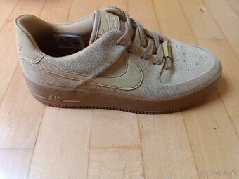 Nike Air Force 1 – béžové, semišové