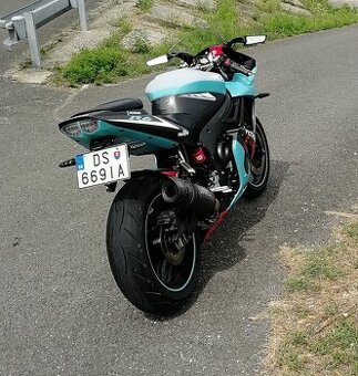 Yamaha R6