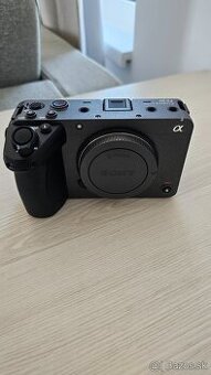 Predám Sony Alpha FX30