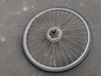 Predám zadné 28" koleso na bicykel