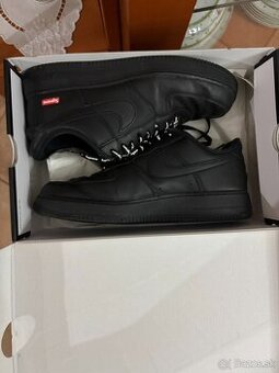 Nike AirForce SUPREME