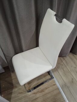 Kuchynské stoličky