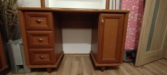 Set spalnoveho nábytku