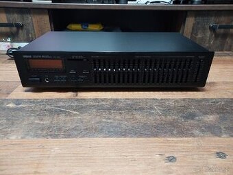 YAMAHA EQ-550