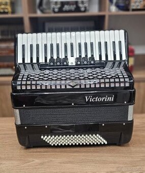 96 basovy akordeon VICCTORINI