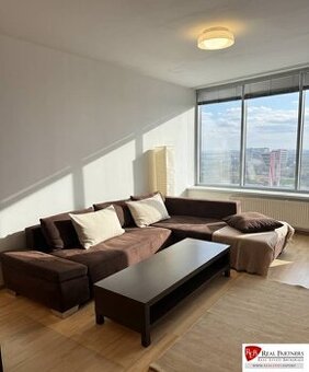 REB.SK Prenájom 2-izbový byt v projekte III veže