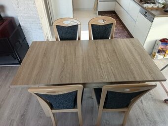 Predám jedálenský stôl so stolickami
