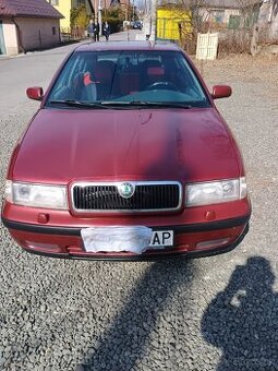 Škoda Octavia 1.8 benzín