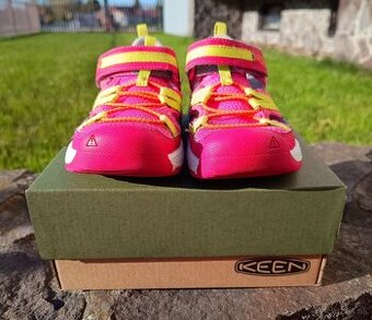 Keen športové dievčenské sandálky