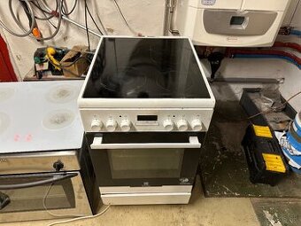 SKLOKERAMICKY SPORAK ELECTROLUX