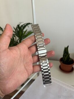 Kovový nerezový remienok na hodinky 22mm (strieborný)