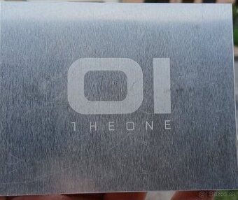 Hodiny OI theone - 1