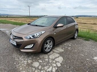 Hyundai i30 1.4mpi 2013