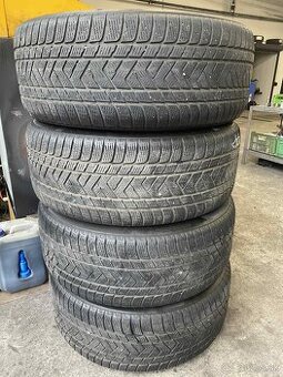 PIRELLI Scorpion Winter 275/45 R 21 (len pneu)