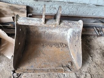 Lyžica na traktorbager