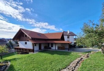 Zrekonštruovaný vidiecky dom NA PREDAJ, Východná - 1