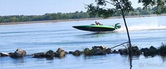 Motorovy cln HYDROSTREAM