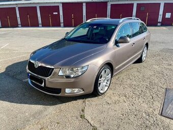 Škoda Superb Combi