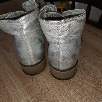 Strieborne clenkove kozene topanky