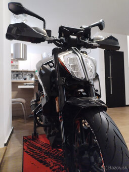 KTM Duke 390 2022 ful Led naj.2600km SK povod ABS
