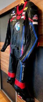 Krasna kvalitna moto kožena kombinéza BMW